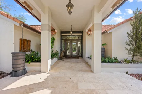 $2,300,000 | 18950 Southwest 59th Street, Southwest Ranches, FL 33332