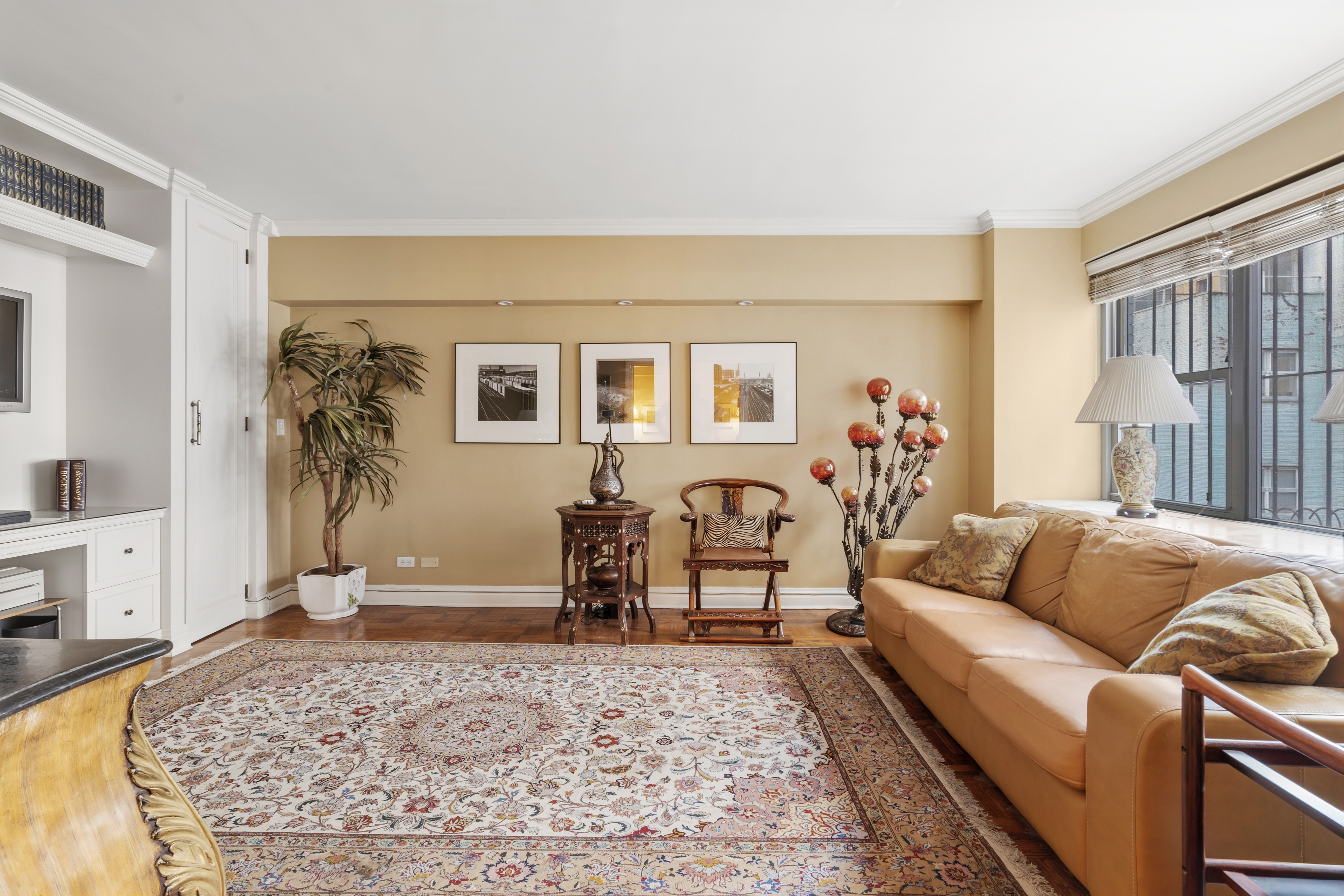 110 East 57th Street, Unit 4FG Manhattan, NY 10022 - Photo 15 of 23