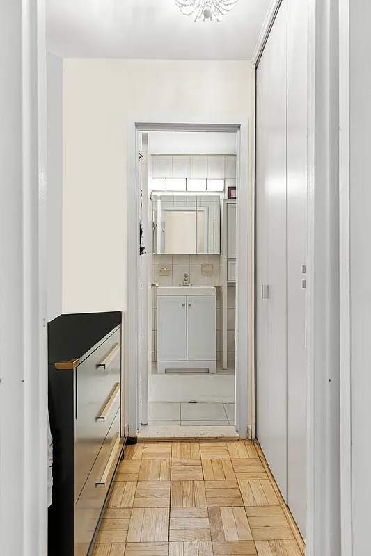 1160 3rd Avenue, Unit 15F Manhattan, NY 10065 - Photo 6 of 8