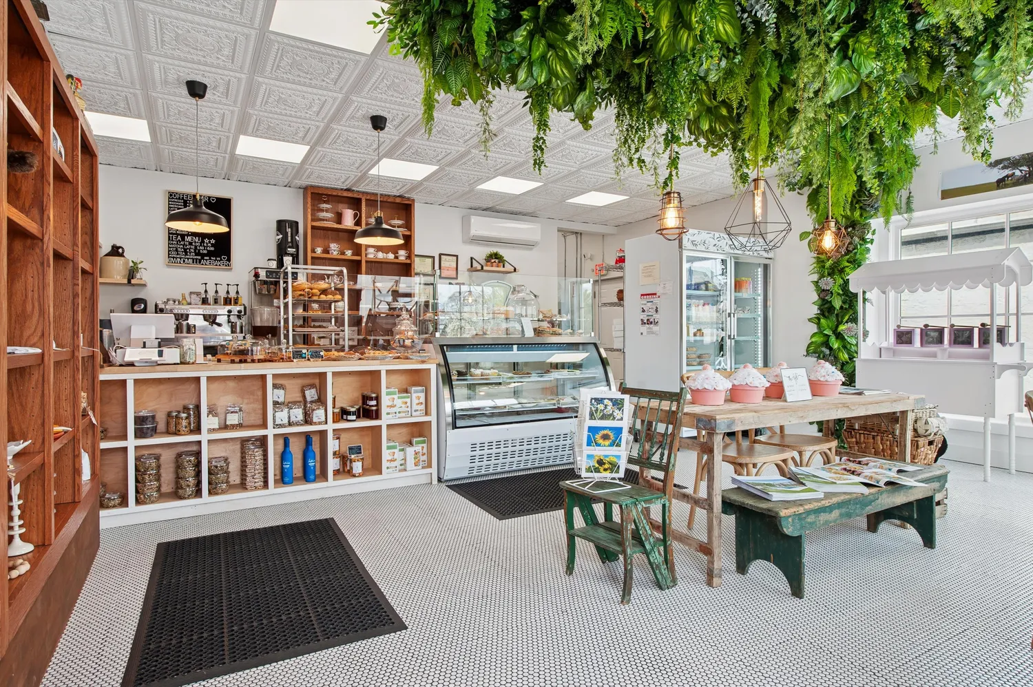 $21,900,000 | 1 Hill Street, Southampton, NY 11968