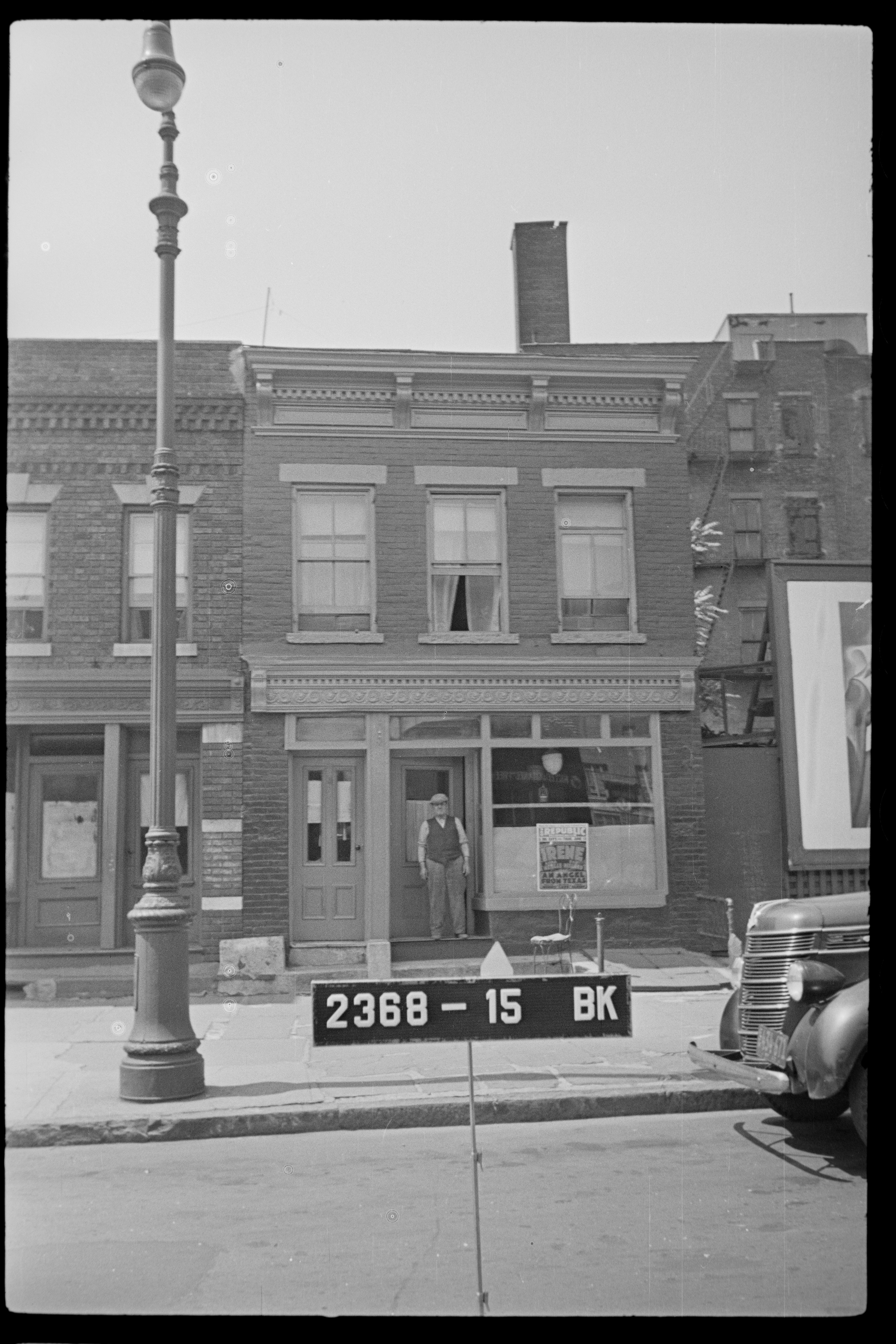 338 Metropolitan Avenue Brooklyn, NY 11211 - Photo 17 of 18 a view of a building with car parked