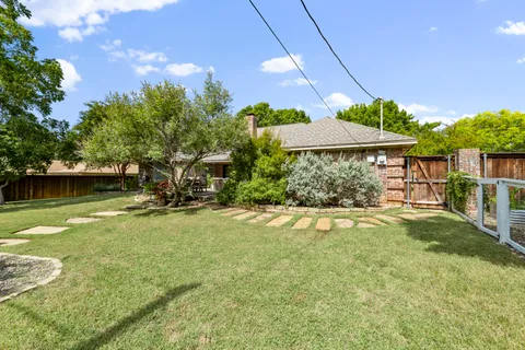$475,000 | Address Upon Request, Dalworthington Gardens, TX 76016