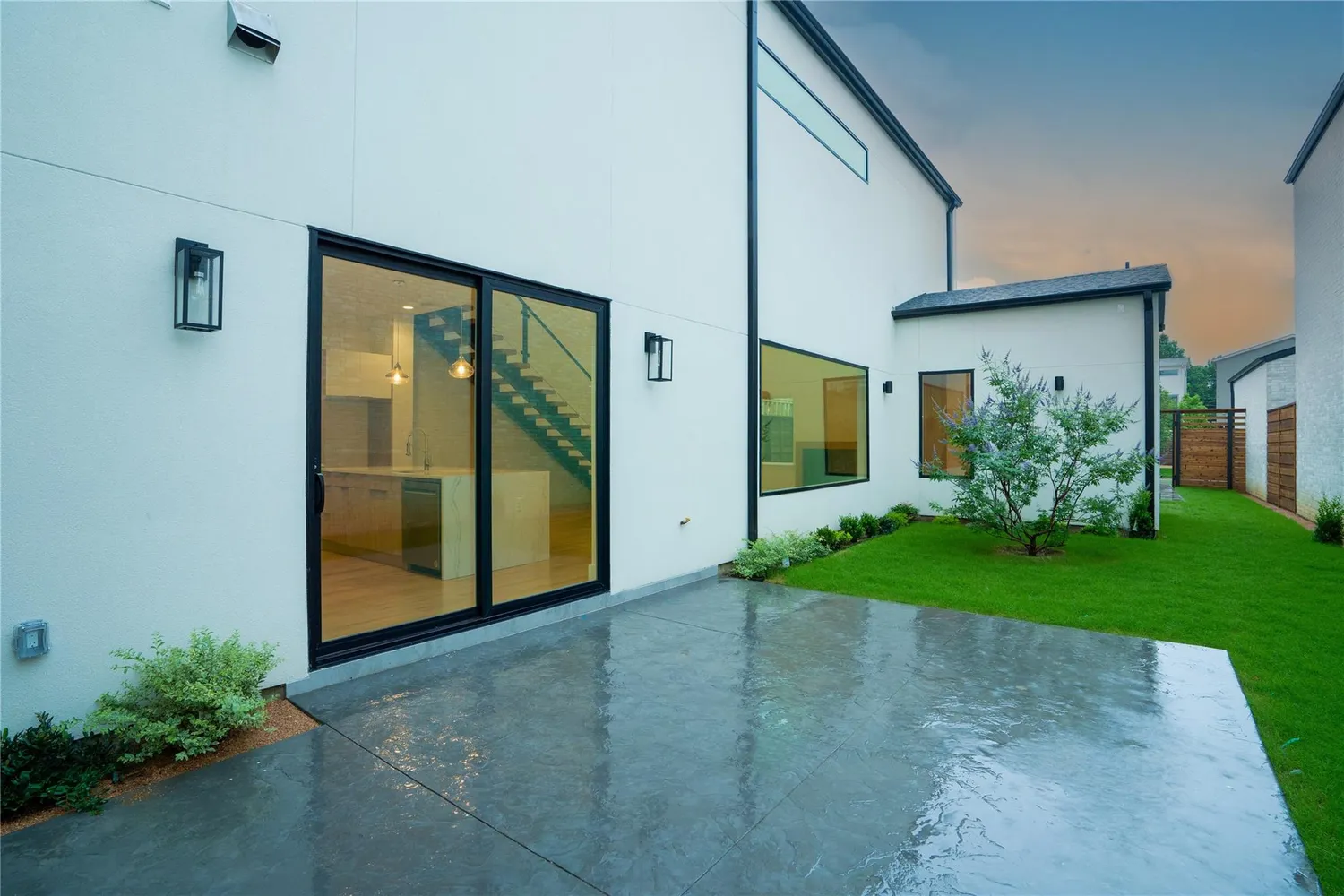 a view of a backyard of the house