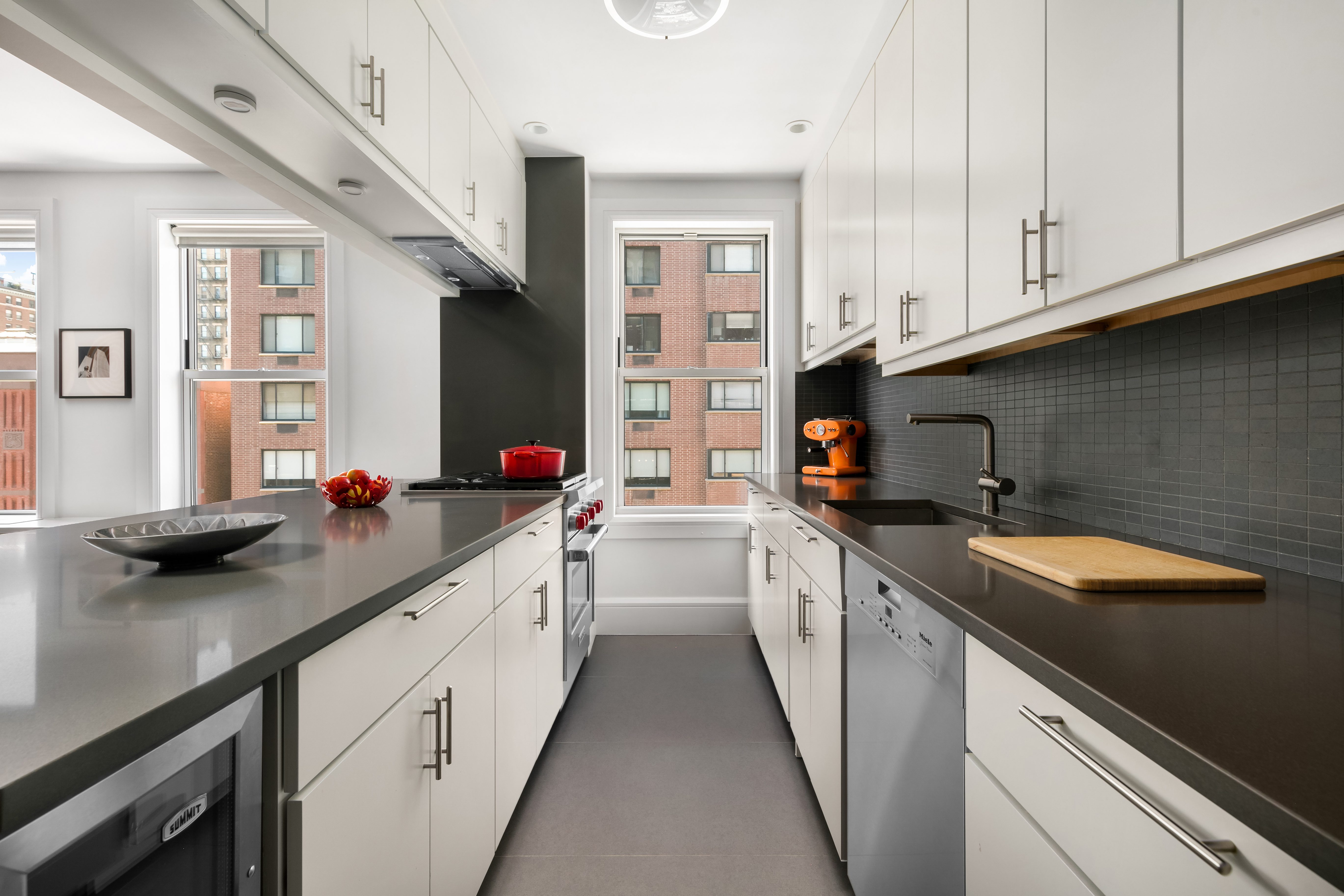 150 East 93rd Street, Unit 6AC Manhattan, NY 10128 - Photo 4 of 17