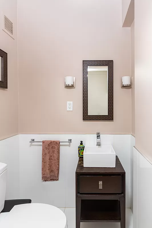 159 West 53rd Street, Unit 38GH Manhattan, NY 10019 - Photo 12 of 15 Gallery Image 12