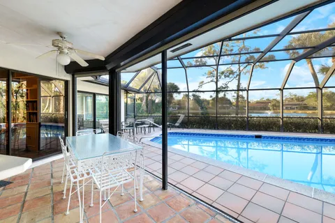 $799,000 | 700 Bald Eagle Drive, Unit 37, Naples, FL 34105