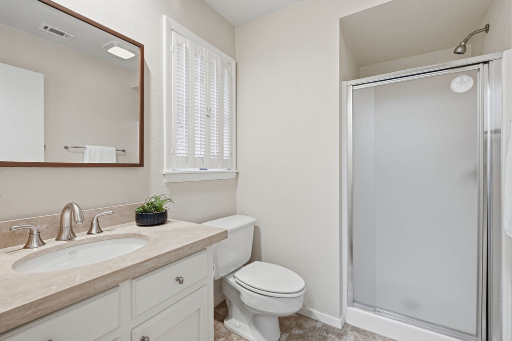 718 Bermuda Street Lakeway, TX 78734 - Photo 33 of 40