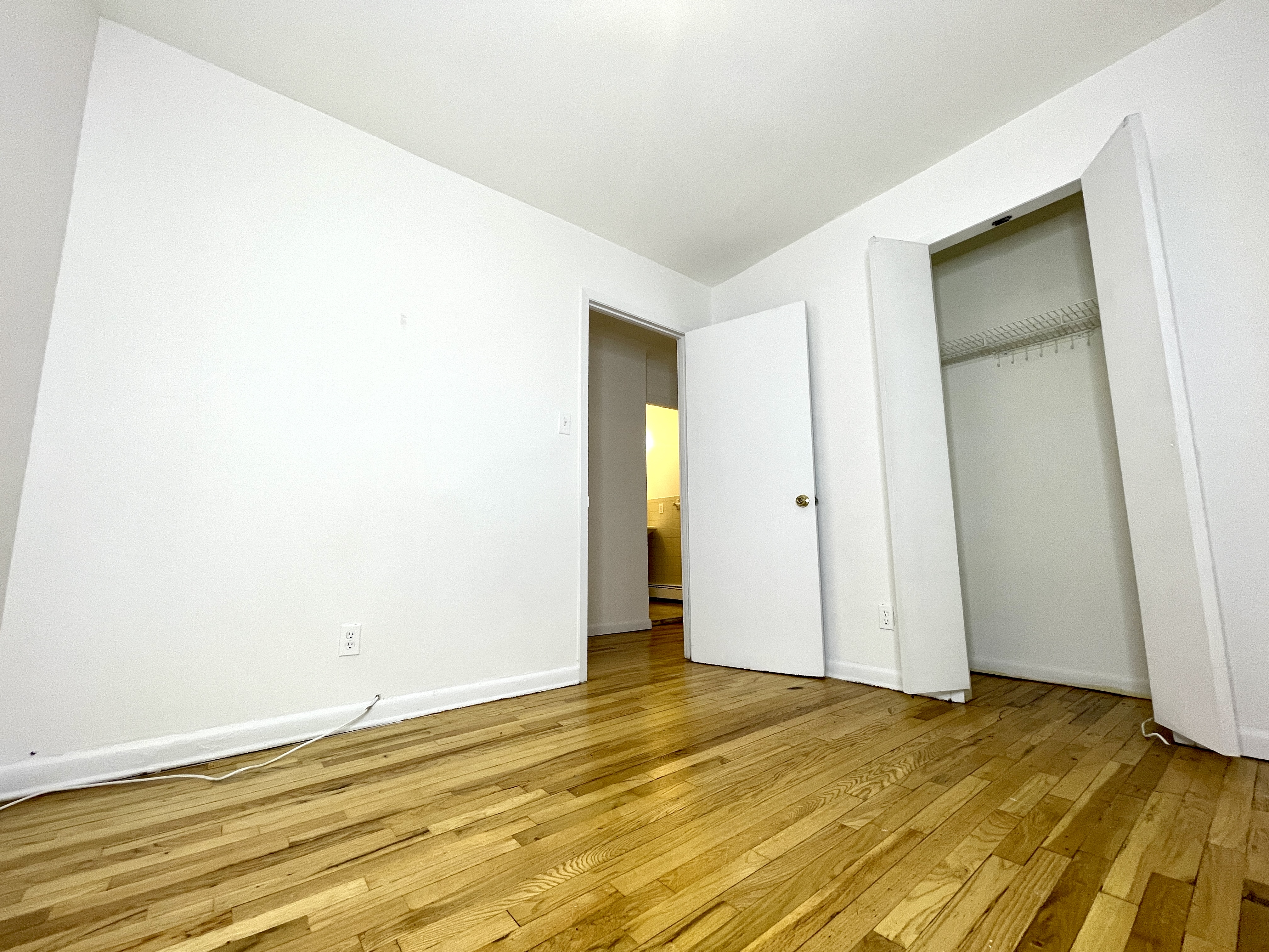 447 East 21st Street Brooklyn, NY 11226 - Photo 10 of 18
