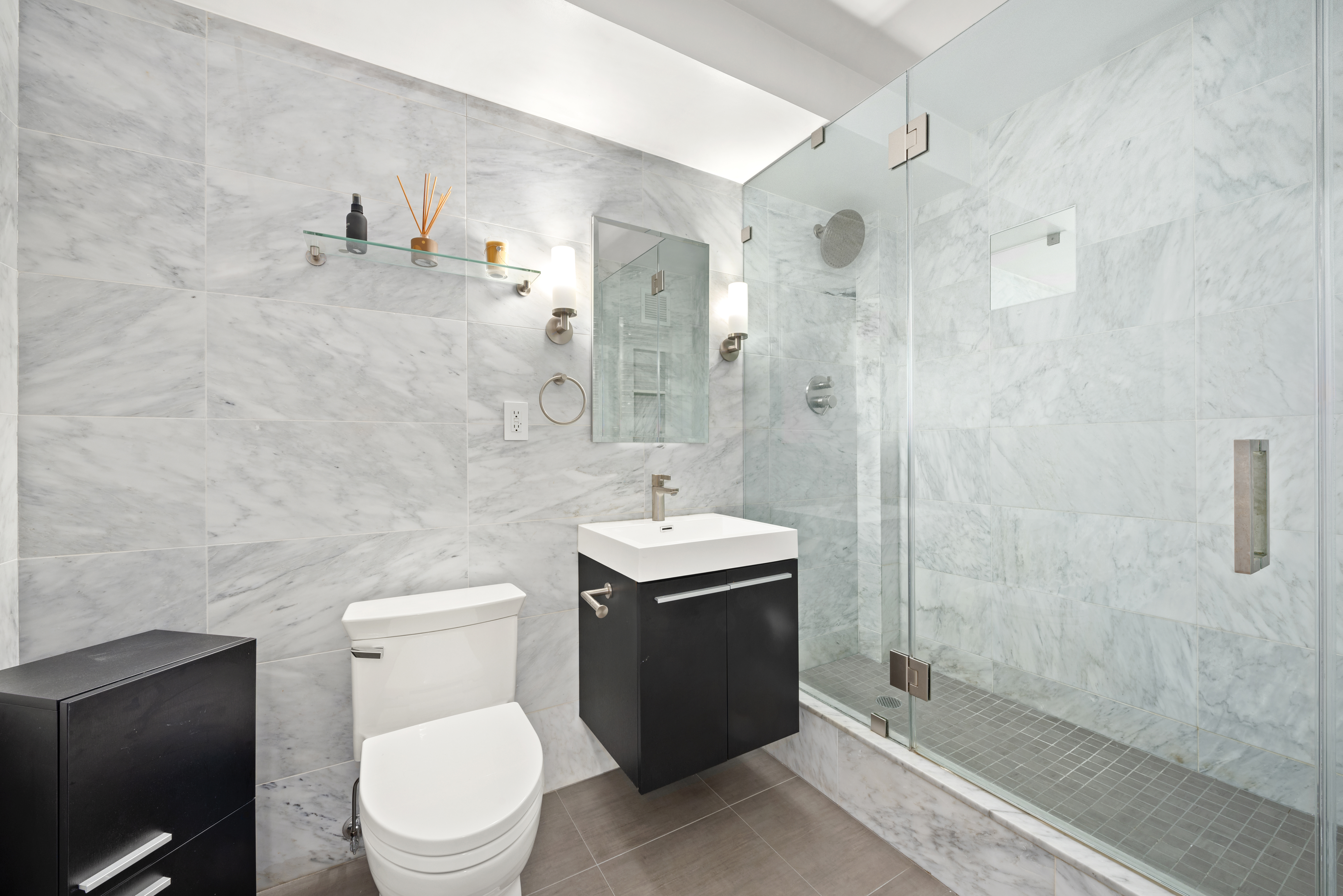 70 East 10th Street, Unit 16U Manhattan, NY 10003 - Photo 8 of 16