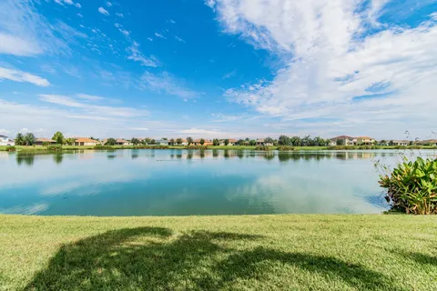 $385,000 | 5108 Butterfly Shell Drive, Apollo Beach, FL 33572