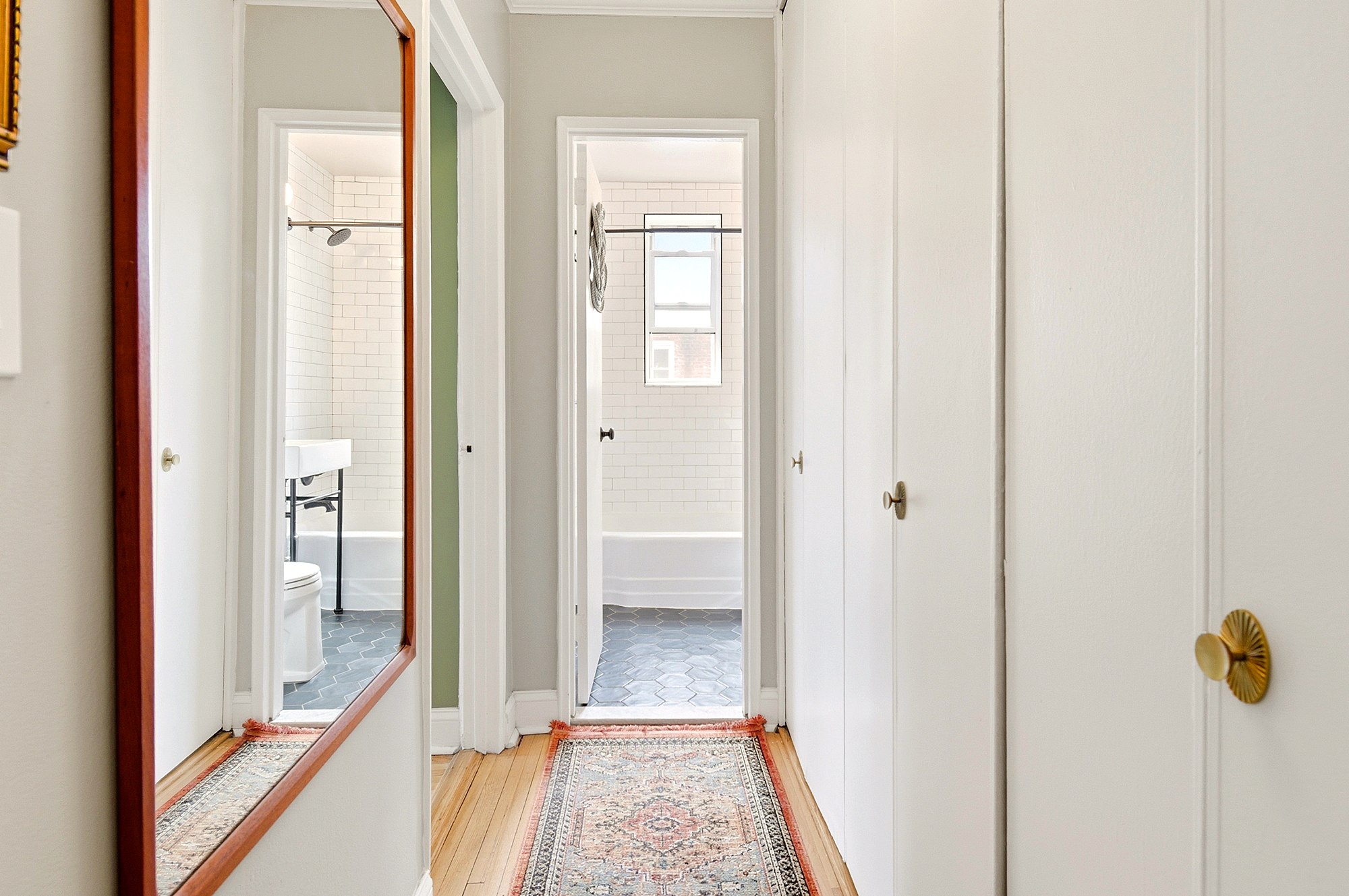 601 Kappock Street, Unit 6F Bronx, NY 10463 - Photo 12 of 31 a view of a bathroom