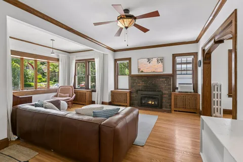 $400,000 | 1767 West Englewood Avenue, St. Paul, MN 55104