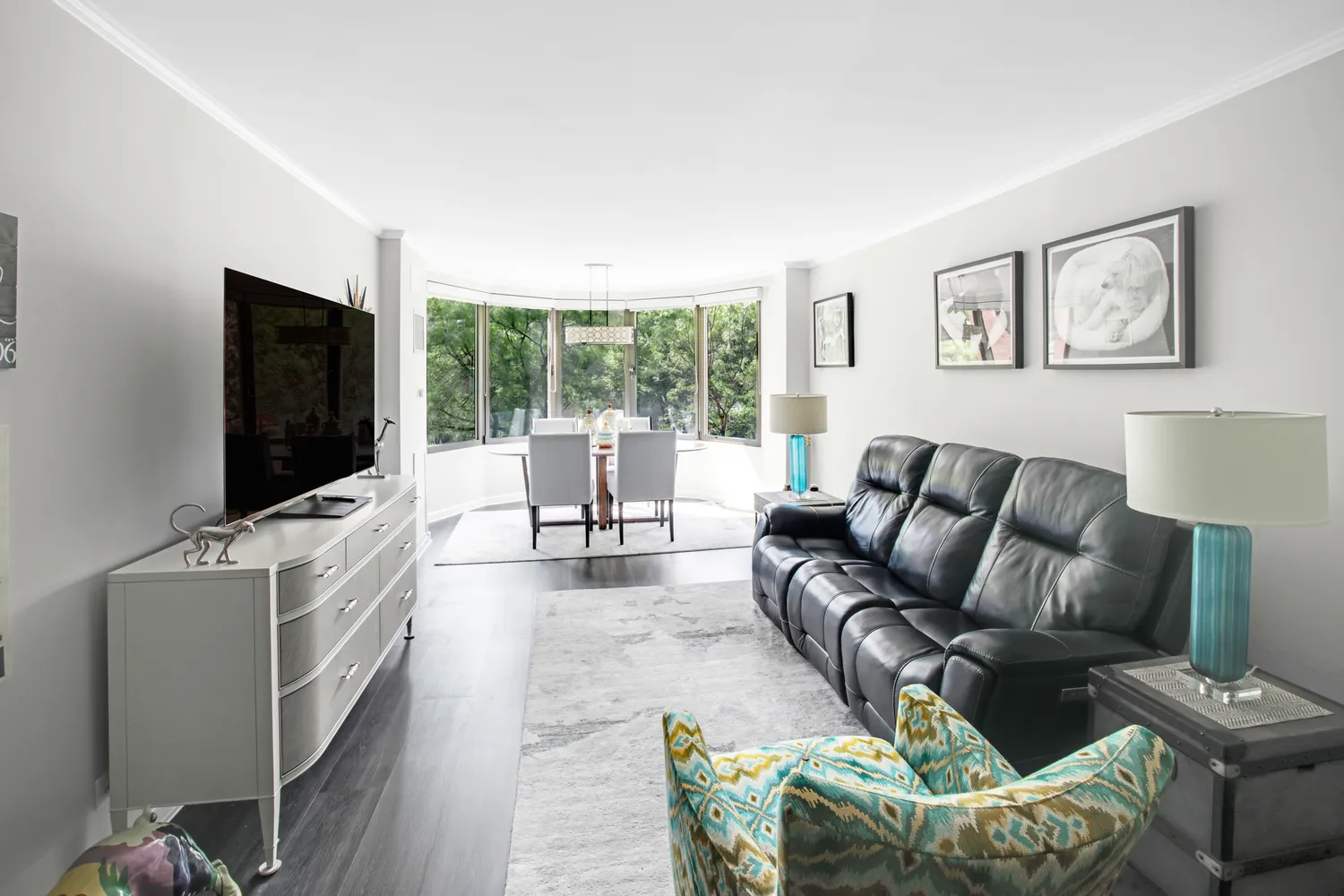 $849,000 | 44 West 62nd Street, Unit 2F | Upper West Side