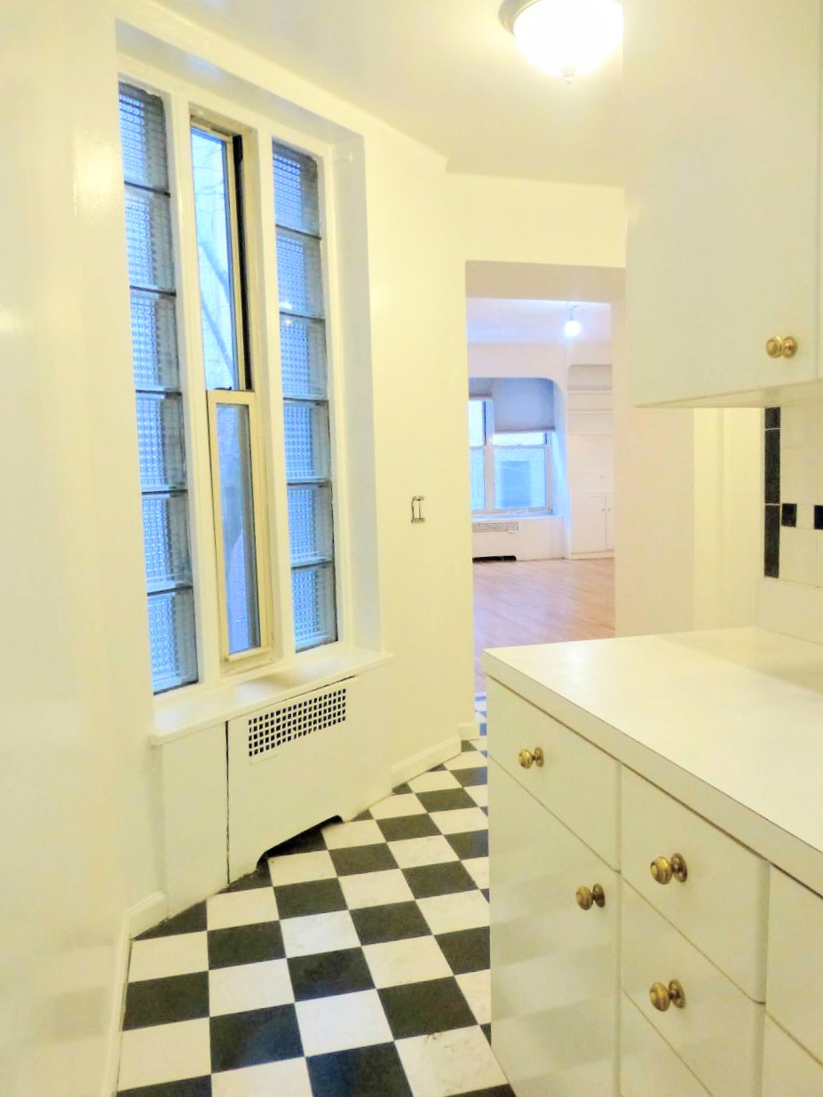 330 East 58th Street, Unit 4F Manhattan, NY 10022 - Photo 3 of 11
