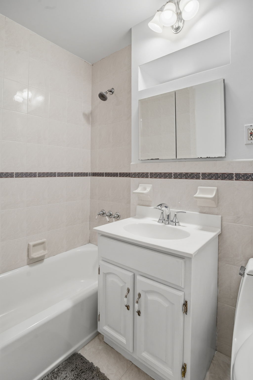400 East 77th Street, Unit 3E Manhattan, NY 10075 - Photo 10 of 11