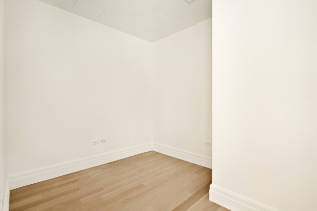 100 Barclay Street, Unit 12E Manhattan, NY 10007 - Photo 11 of 12