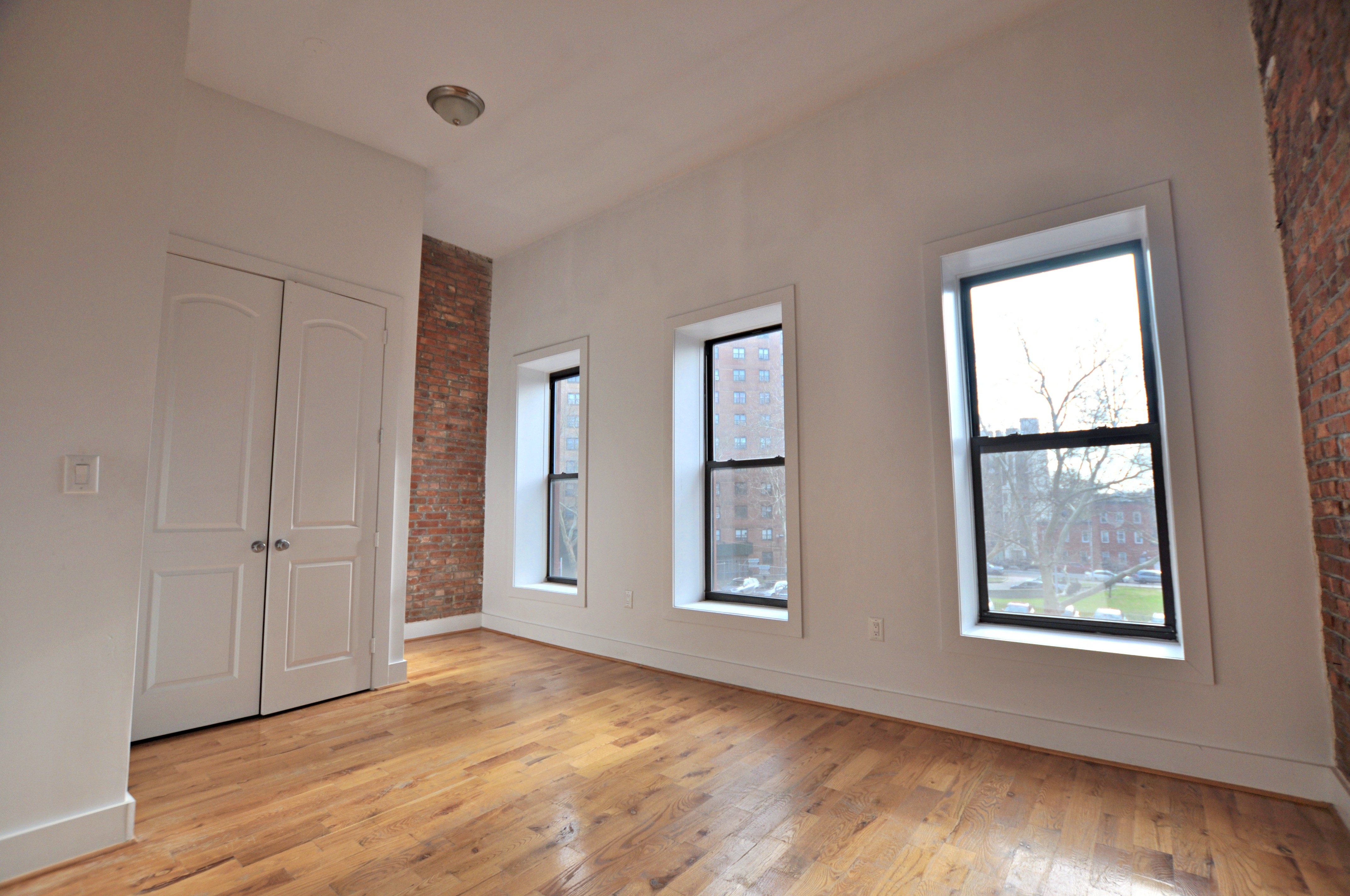 299 Pulaski Street, Unit 2 Brooklyn, NY 11206 - Photo 3 of 9