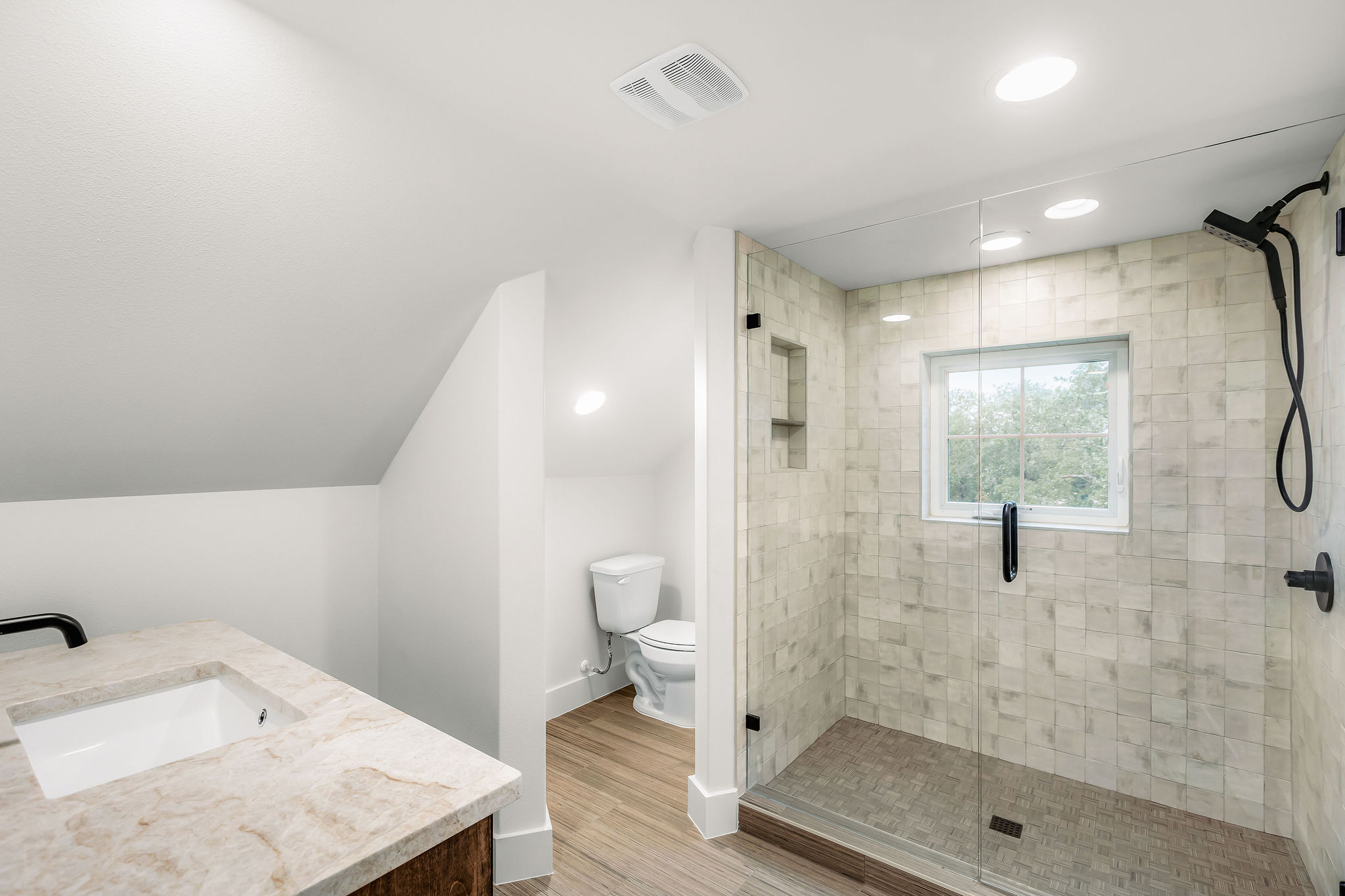 812 Jennings Branch Georgetown, TX 78633 - Photo 77 of 100 a bathroom with a sink a toilet and shower