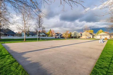 $711,300 | 1848 East SummerDawn Drive, Meridian, ID 83646