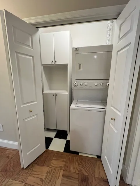 $950,000 | 3299 Sutton Place Northwest, Unit C, Washington, DC 20016