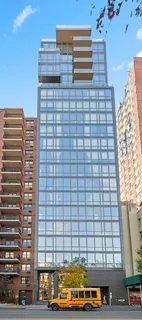 $1,800,000 | 302 East 96th Street, Unit PH3S | Upper East Side