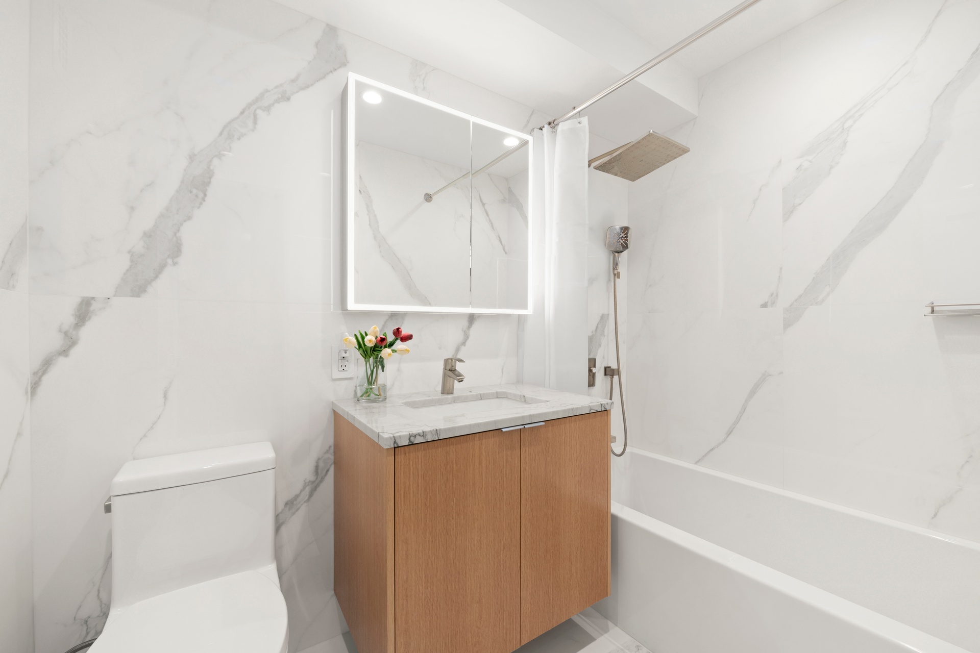 70 East 10th Street, Unit 16D Manhattan, NY 10003 - Photo 10 of 19 Gallery Image 10