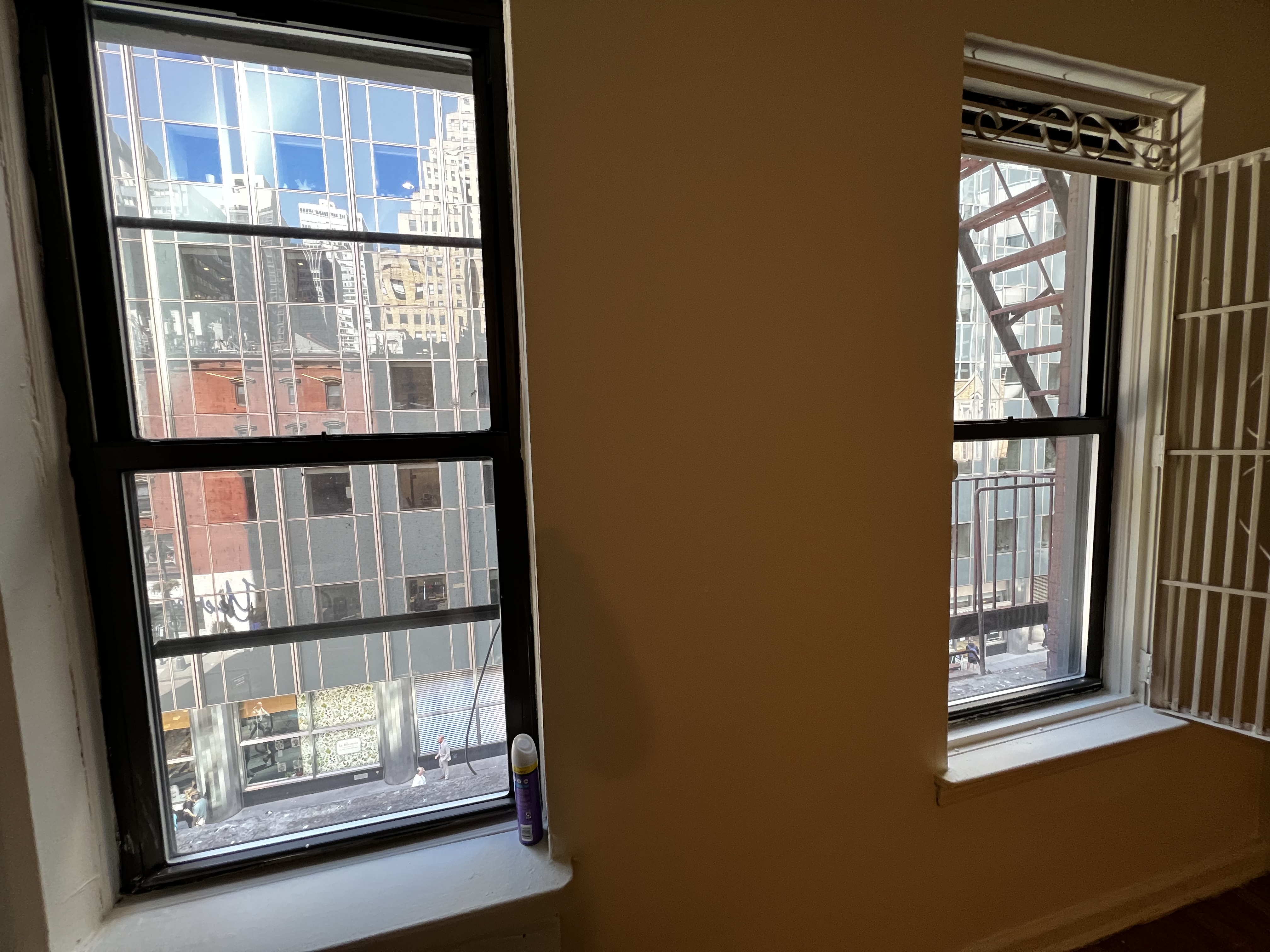 151 East 43rd Street, Unit 4B Manhattan, NY 10017 - Photo 2 of 7 a view of front door