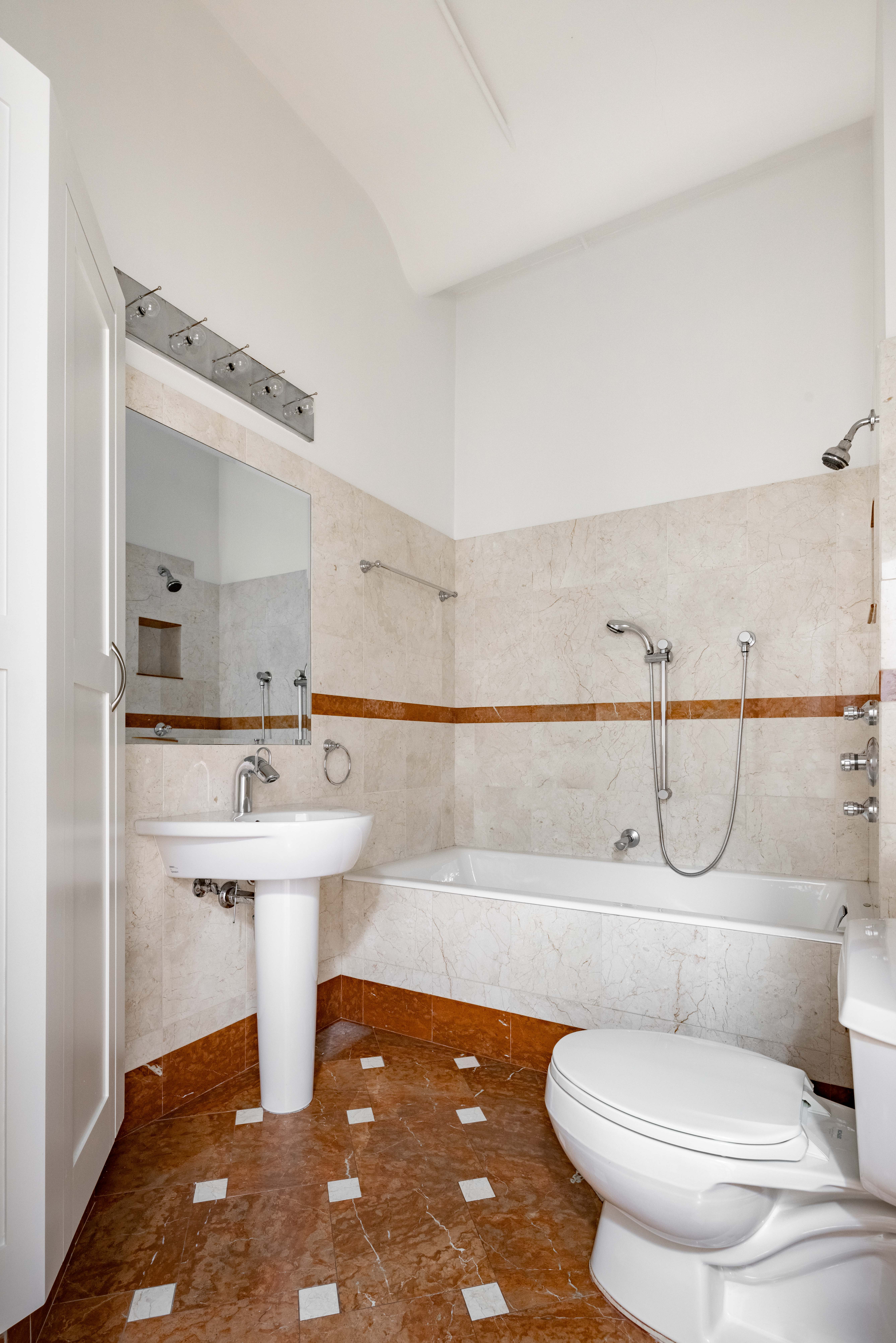 14 West 17th Street, Unit 7N Manhattan, NY 10011 - Photo 13 of 19