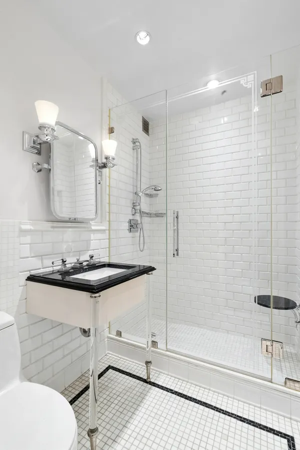 $8,495 | 211 East 18th Street, Unit 4RS | Gramercy