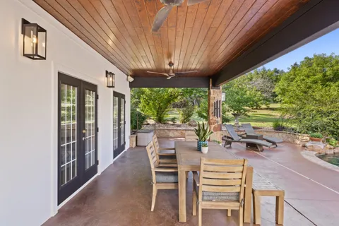 $1,825,000 | 15713 Spillman Ranch Loop, Austin, TX 78738