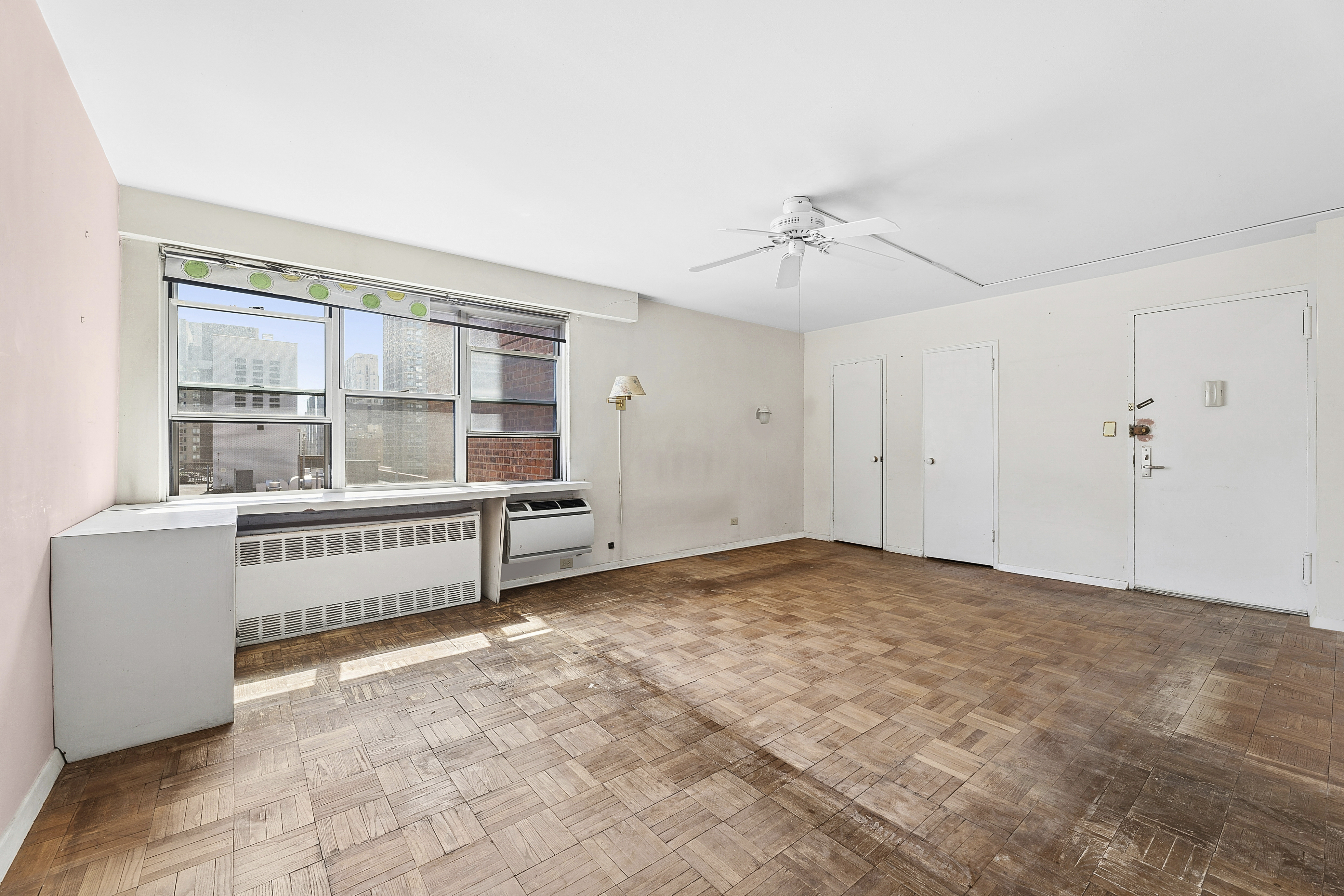 300 East 71st Street, Unit 15D Manhattan, NY 10021 - Photo 2 of 12
