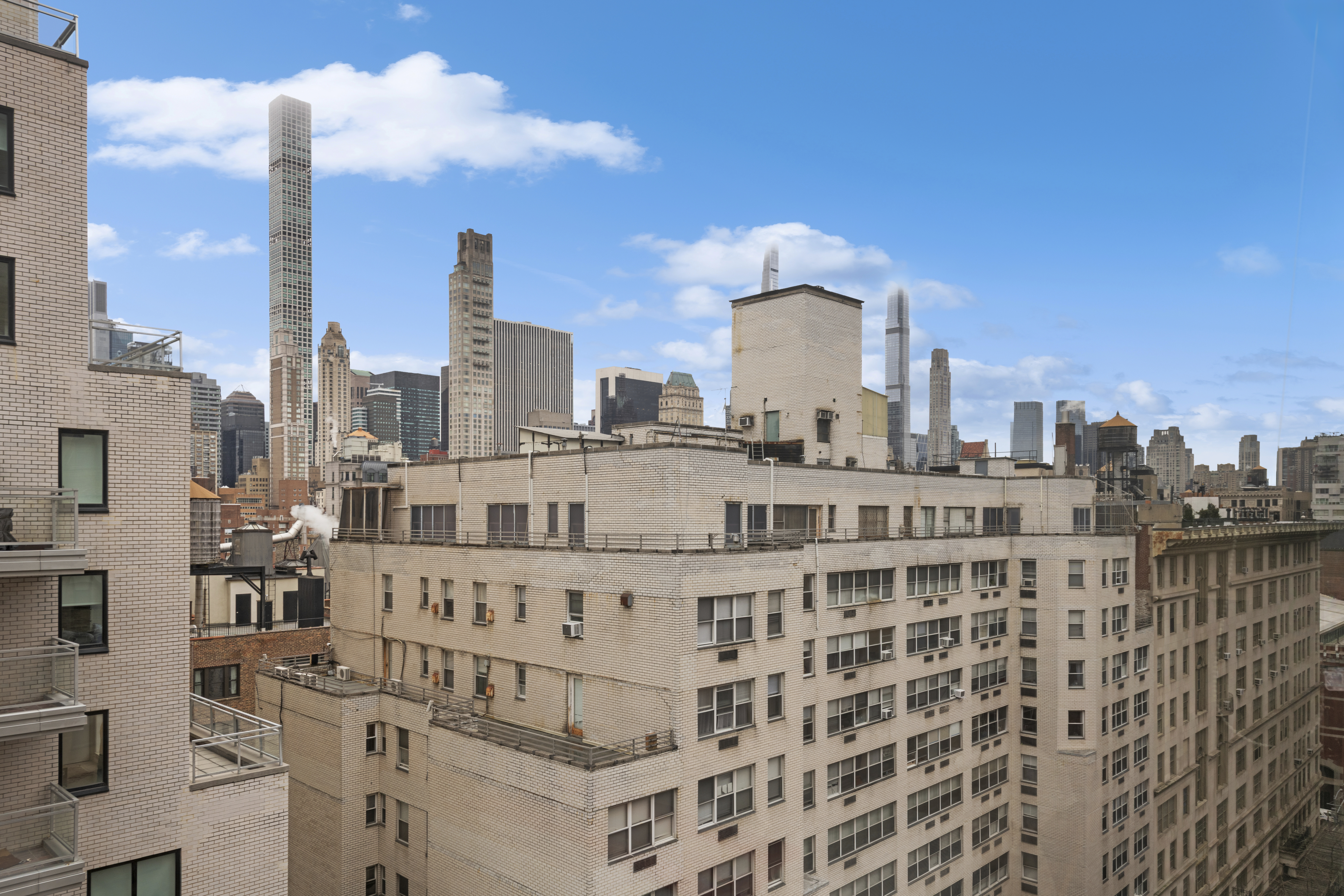 167 East 67th Street, Unit 14B Manhattan, NY 10065 - Photo 7 of 8
