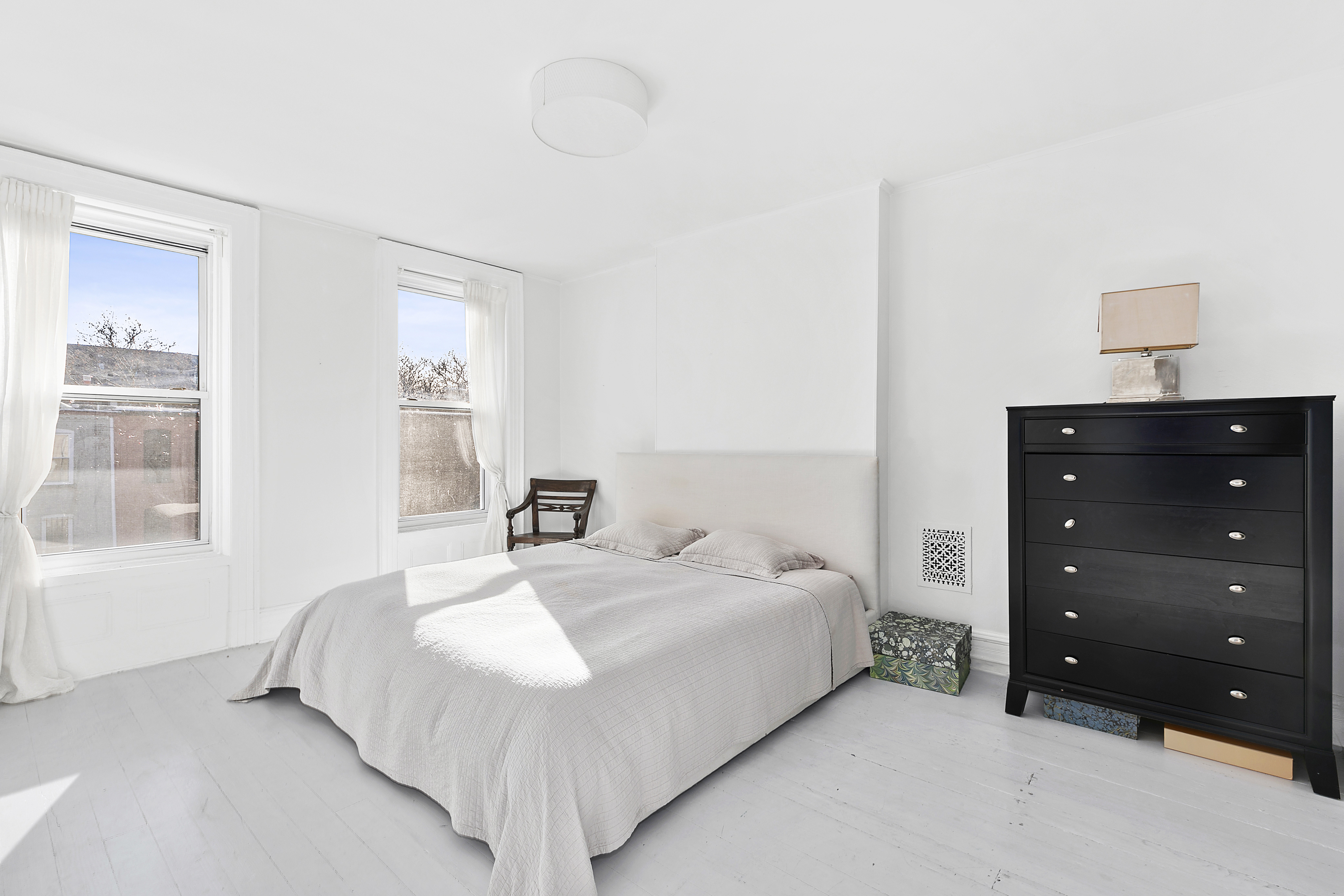 136 Rutland Road Brooklyn, NY 11225 - Photo 5 of 6