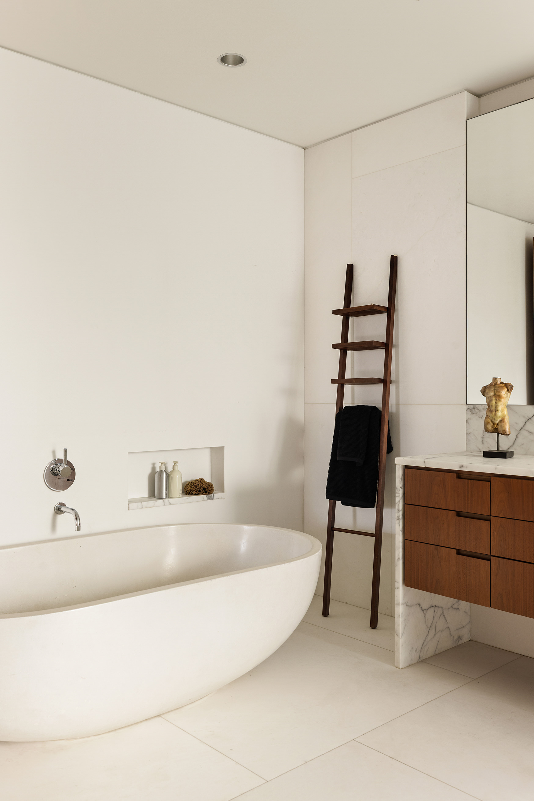 205 West 19th Street, Unit 11 Manhattan, NY 10011 - Photo 19 of 31