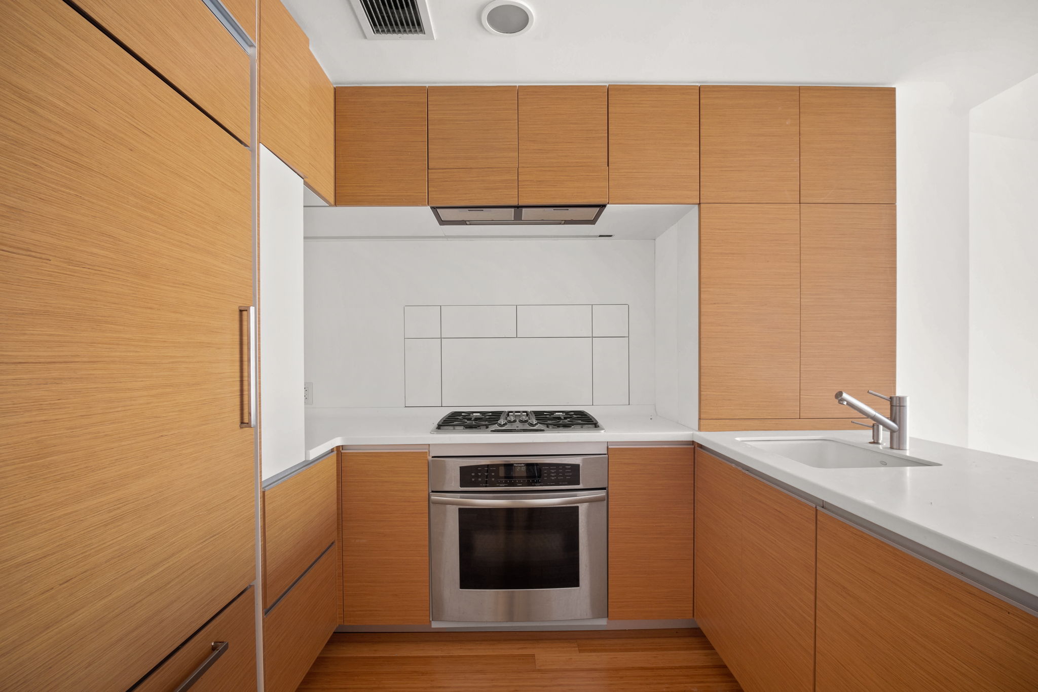 2 River Terrace, Unit 11K Manhattan, NY 10282 - Photo 3 of 9