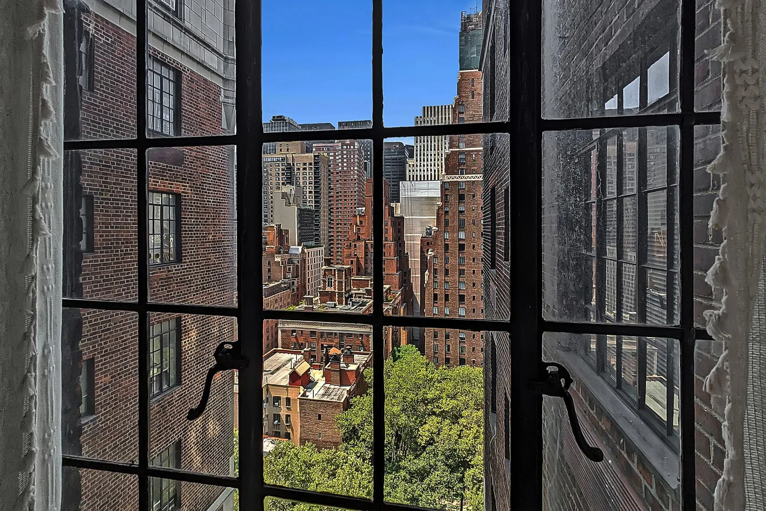 $305,000 | 25 Tudor City Place, Unit 1707 | Murray Hill