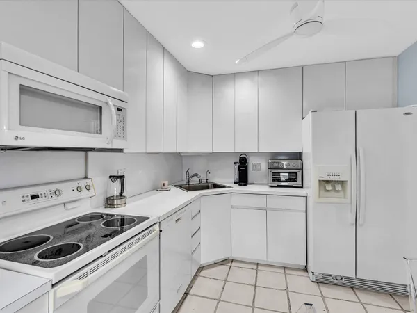$315,000 | 8410 Casa Del Lago, Unit 20A, Boca Raton, FL 33433
