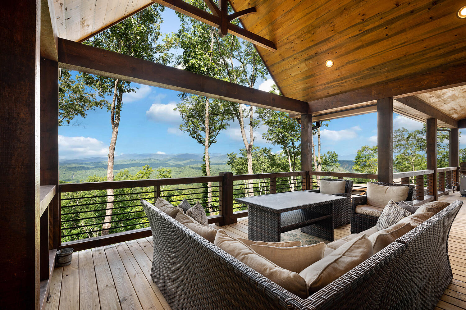 608 Blue Rdg Hts Drive Blue Ridge, GA 30513 - Photo 3 of 17