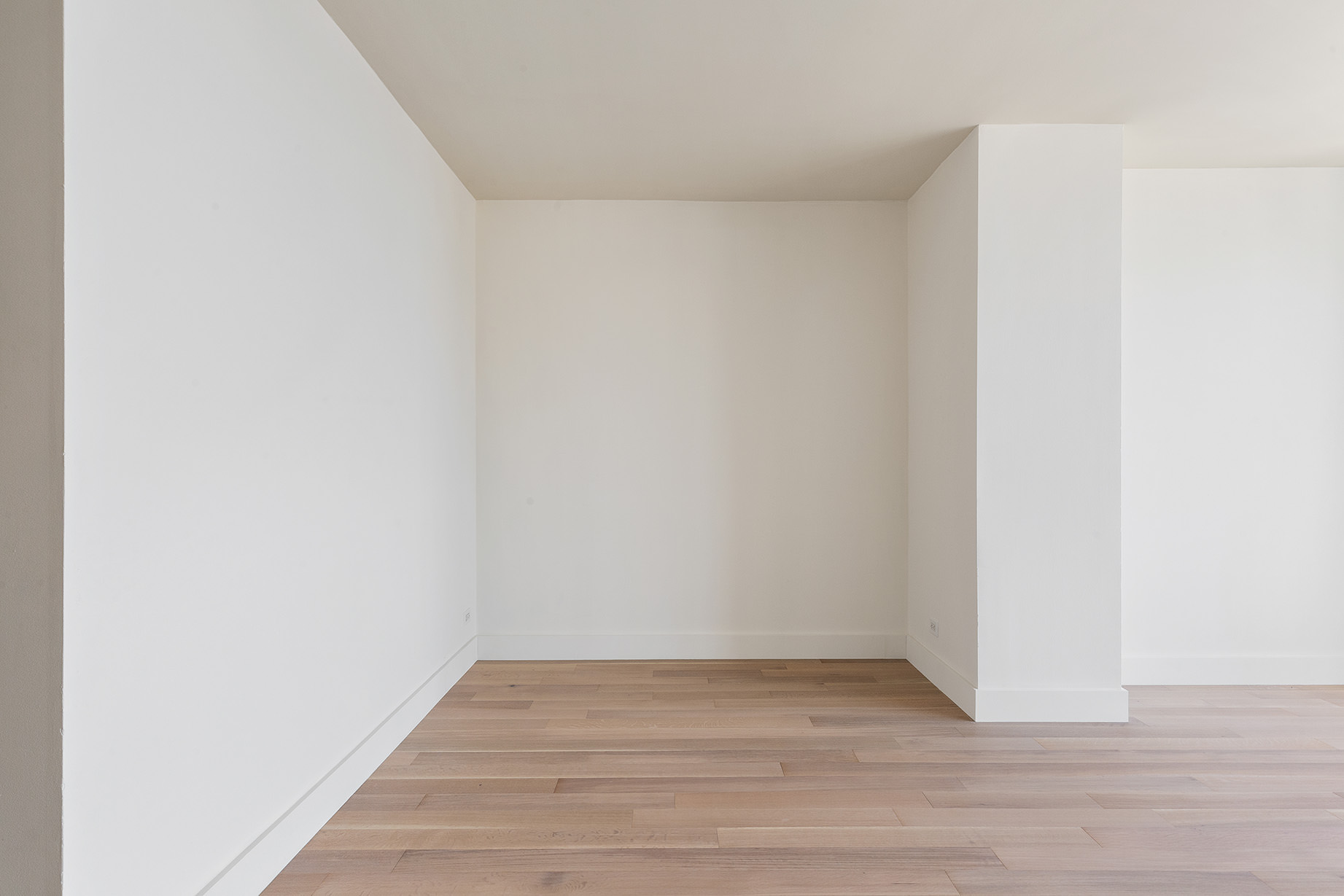 160 West 66th Street, Unit 56F Manhattan, NY 10023 - Photo 10 of 13
