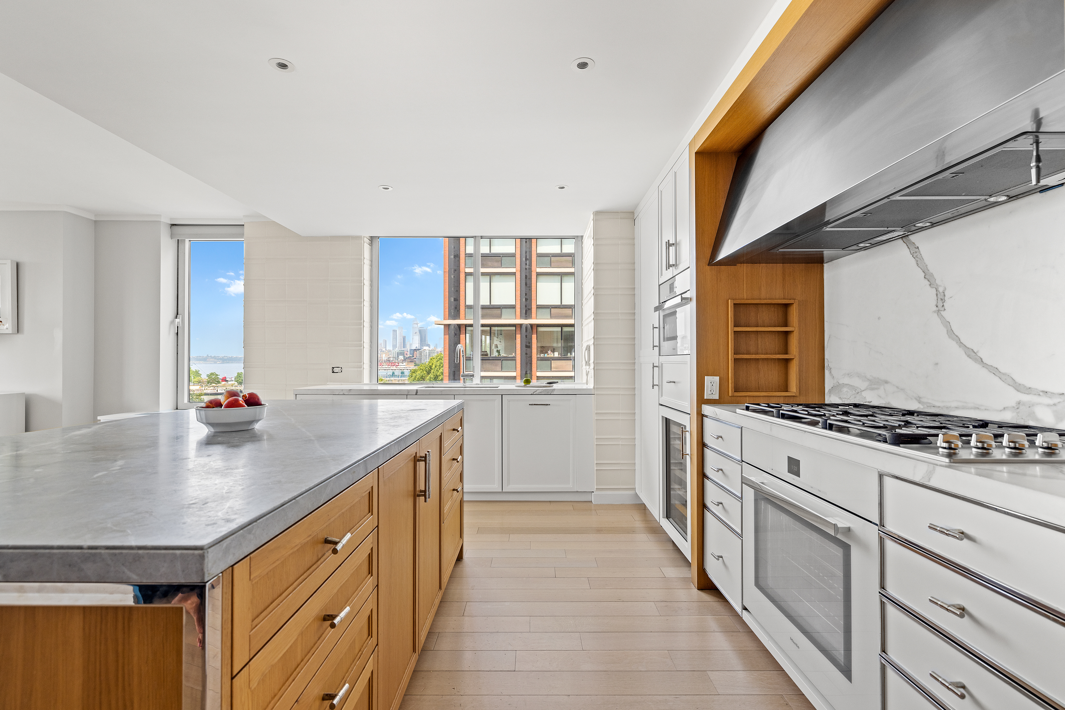 212 Warren Street, Unit 5L Manhattan, NY 10282 - Photo 9 of 20