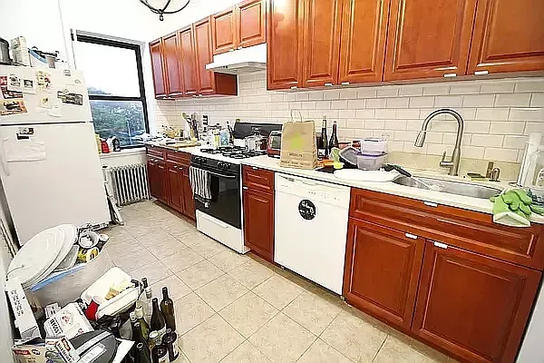 $4,100 | 483 7th Avenue, Unit 3 | Park Slope