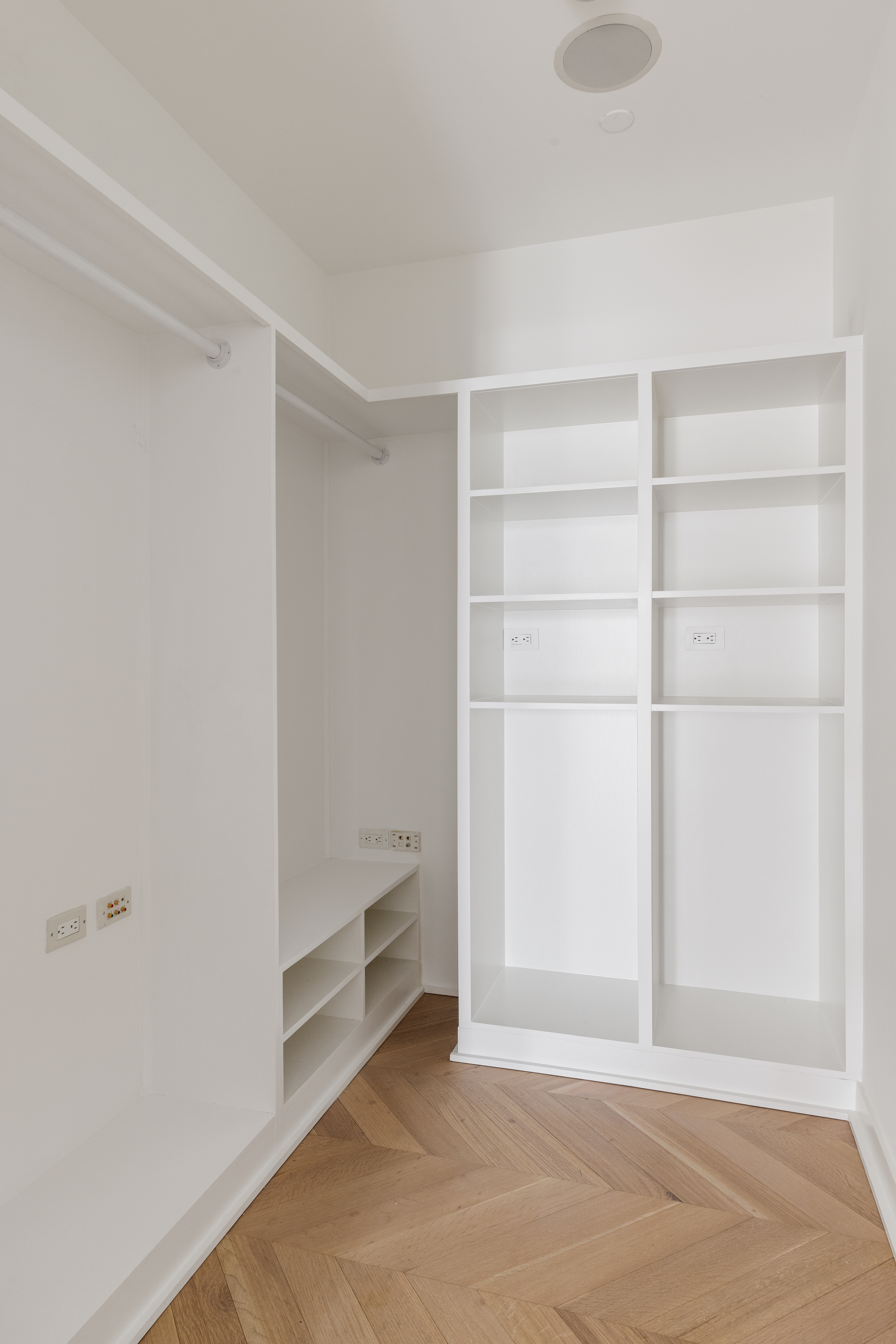 330 Spring Street, Unit 6A Manhattan, NY 10013 - Photo 10 of 11 a view of an empty room