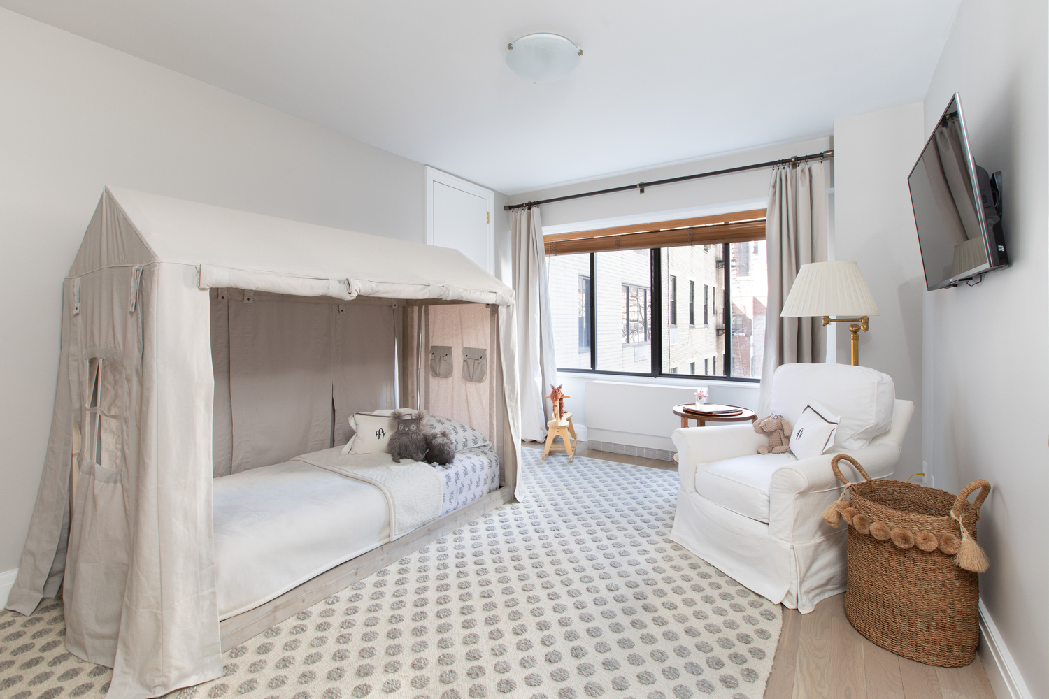 900 Park Avenue, Unit 7C Manhattan, NY 10075 - Photo 17 of 24