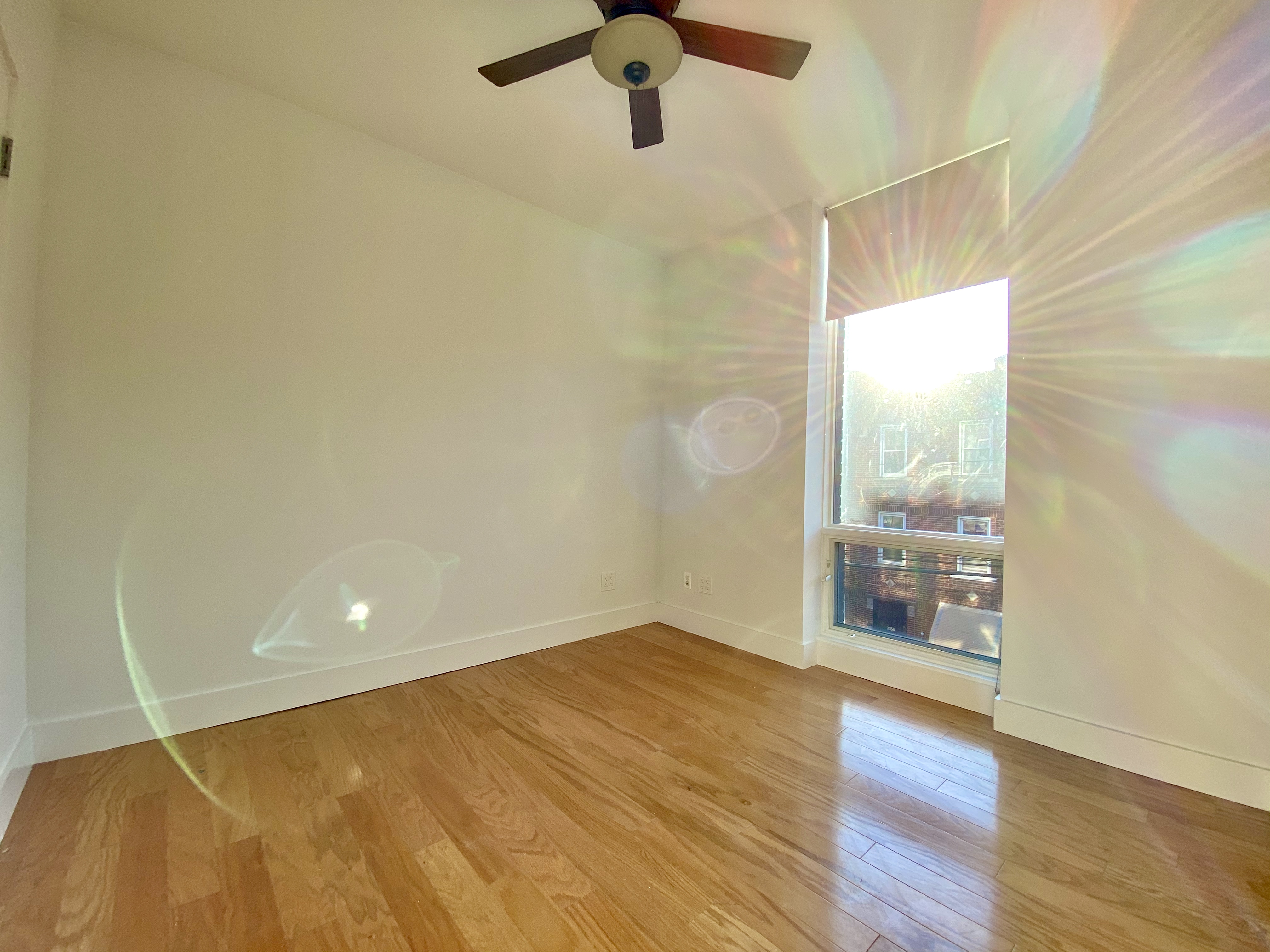 25-27 18th Street, Unit 4C Queens, NY 11102 - Photo 5 of 8