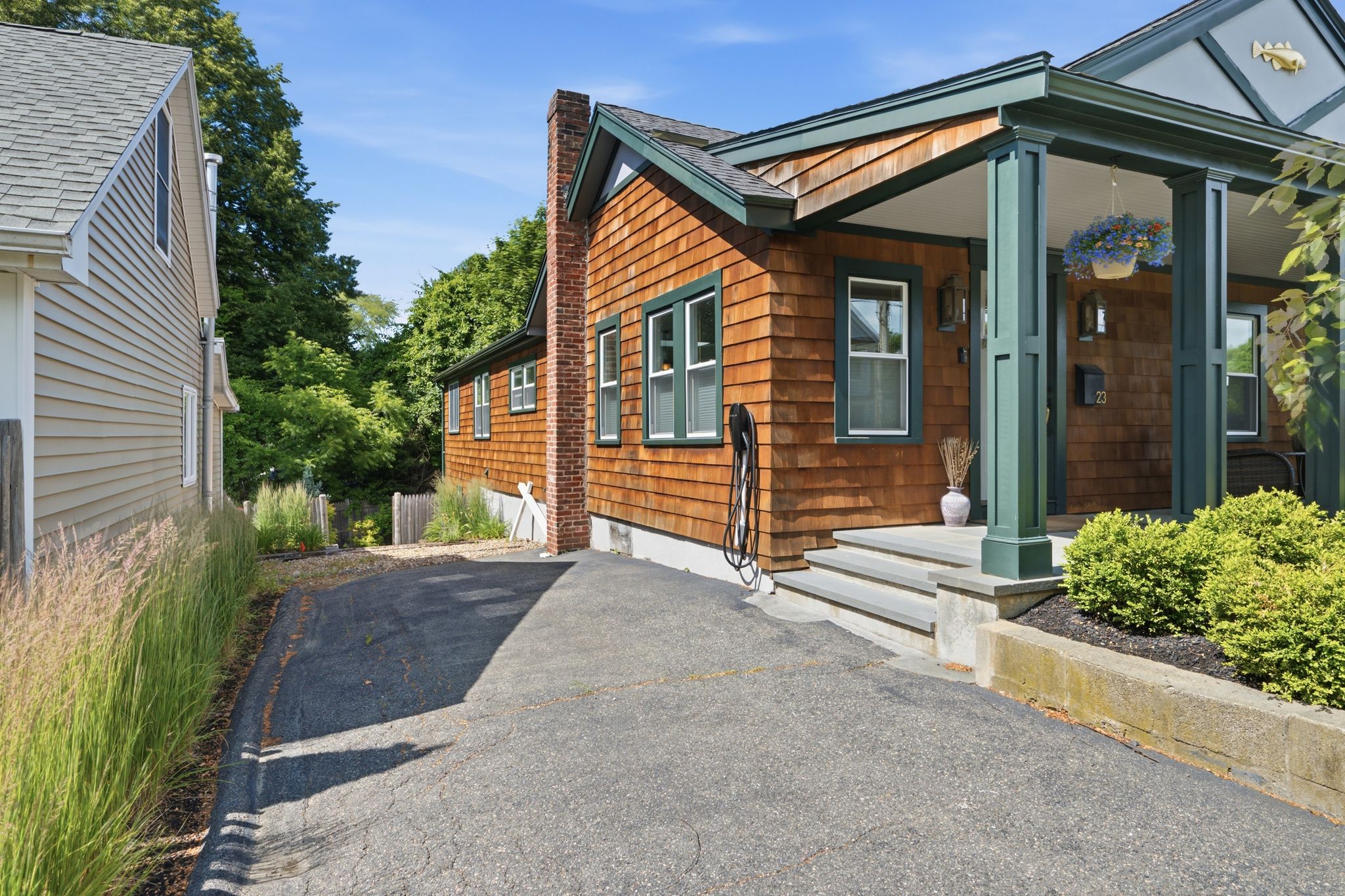 23 Puritan Road Marblehead, MA 01945 - Photo 5 of 43