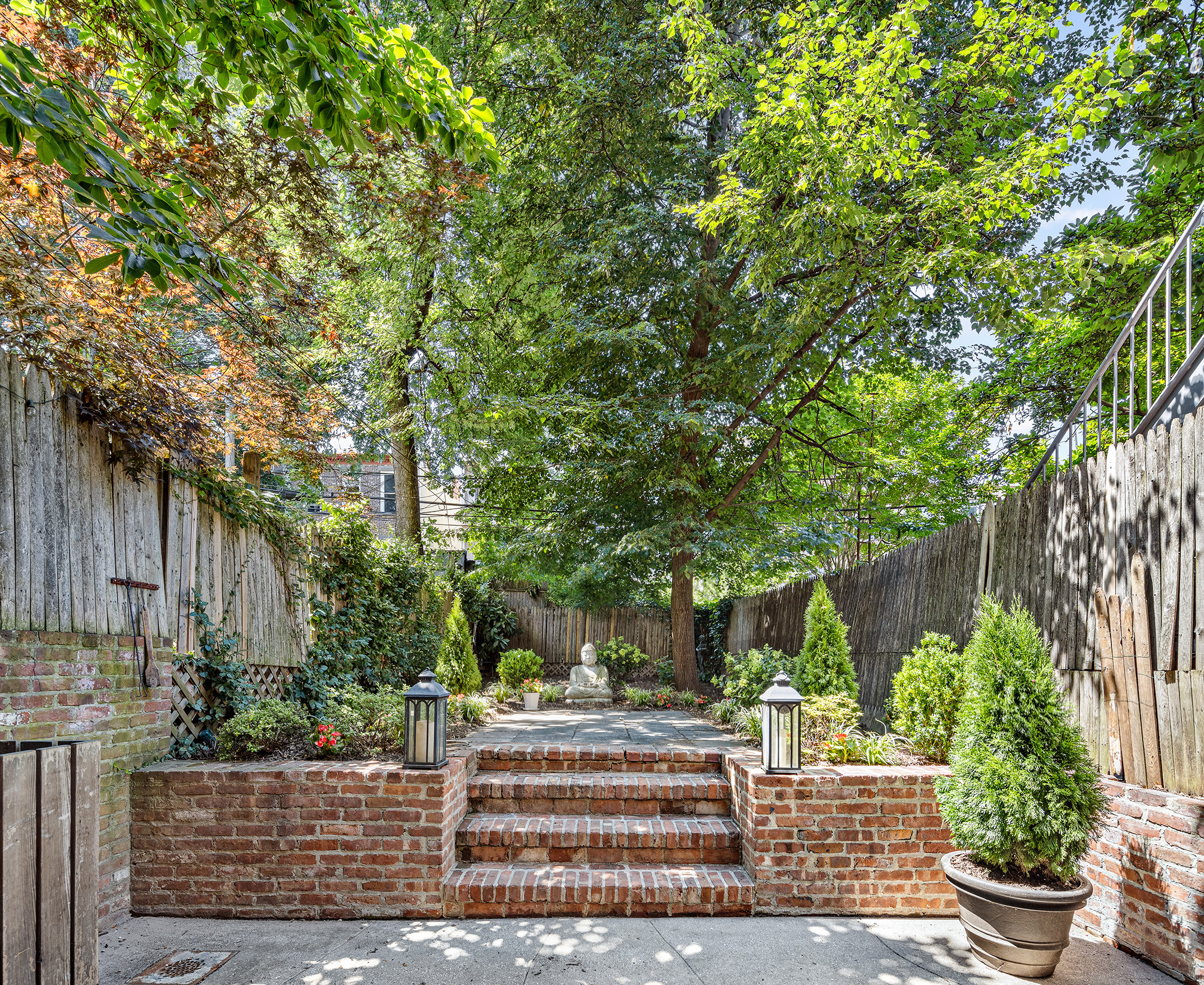 408 10th Street Brooklyn, NY 11215 - Photo 9 of 28