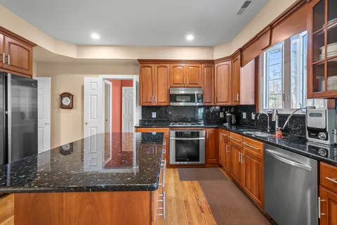 $1,199,000 | 5703 Barbmor Court, Alexandria, VA 22310