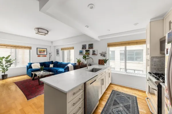$1,250,000 | 133 Water Street, Unit 3D | DUMBO