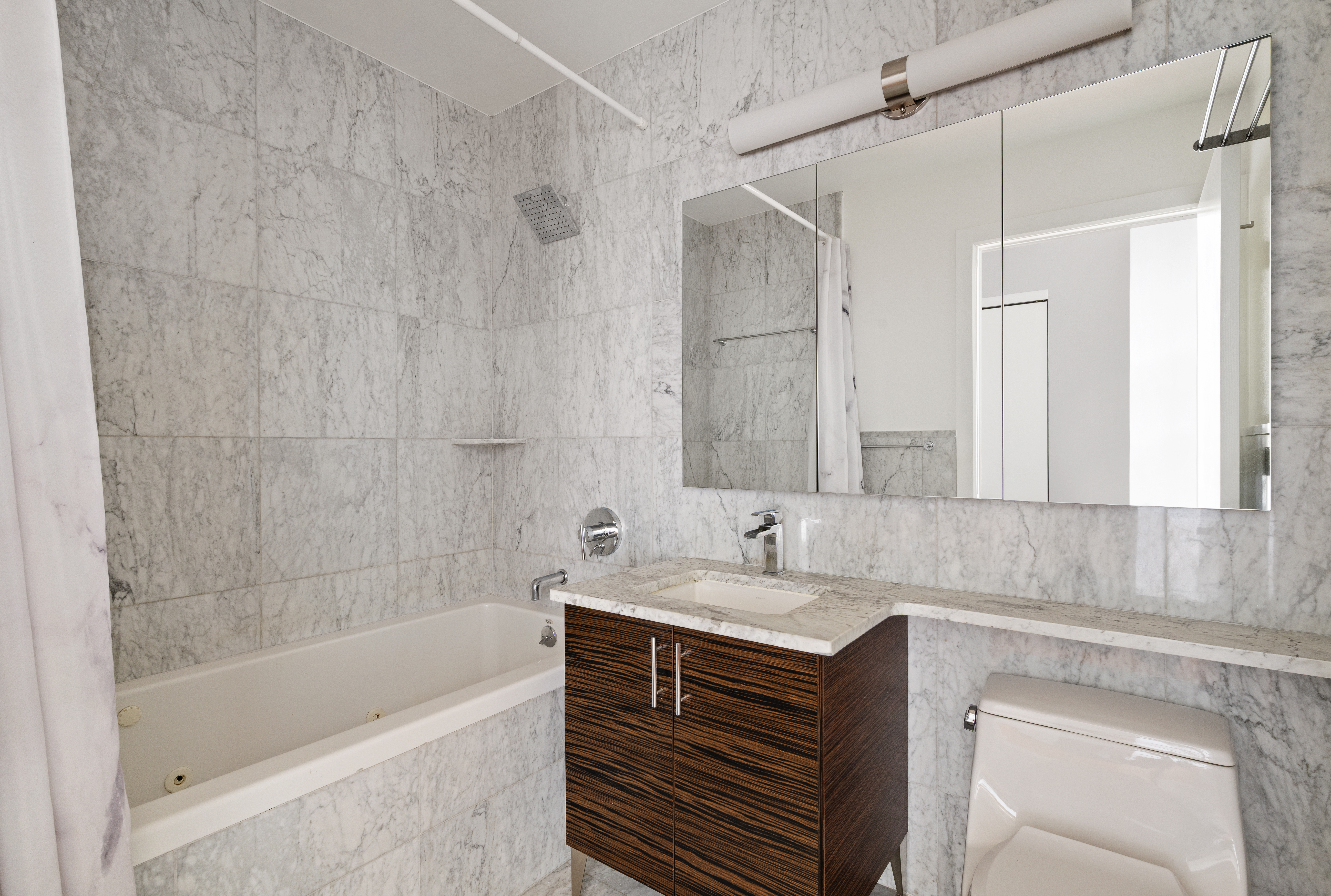 11-24 31st Avenue, Unit 15B Queens, NY 11106 - Photo 9 of 14 Gallery Image 9
