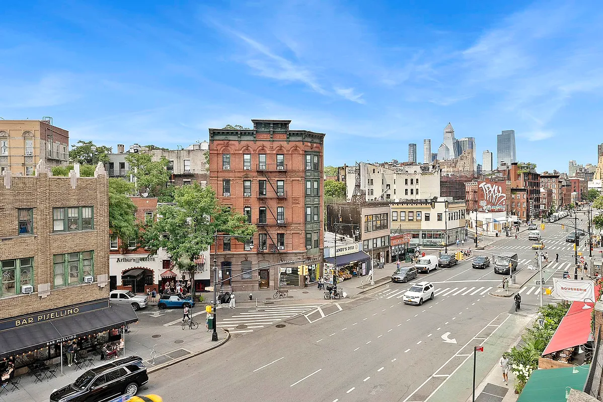 16 Barrow Street, Unit 3B Manhattan, NY 10014 - Photo 6 of 7